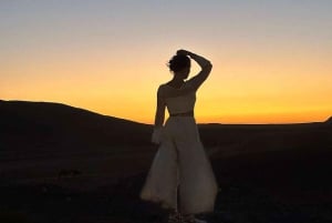 Marrakech: quad al tramonto nel deserto di Agafay con cena e spettacolo