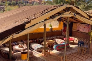 Marrakech : Excursion d'une journée dans les montagnes de l'Atlas et dîner au désert d'Agfay