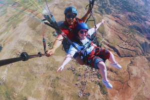 Marrakesz: wycieczka paralotnią w góry Atlas z wideo