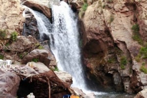 Marrakech : randonnée dans les montagnes et les vallées de l'Atlas avec déjeuner