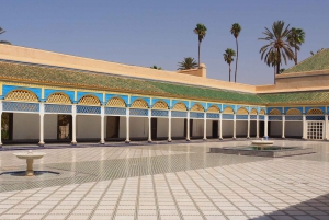 Marrakech: Bahia & Badi Palaces & Saadian Tombs Guided Tour