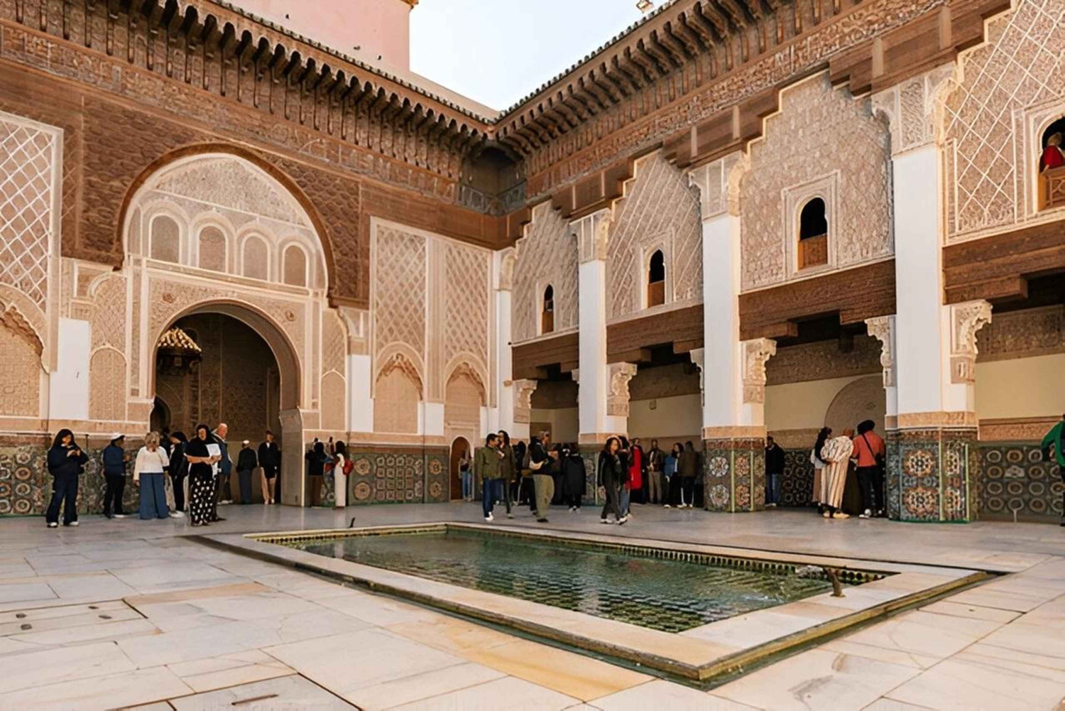 Marrakech: Bahia-palasset, Ben Youssef Medersa og Souks-tur