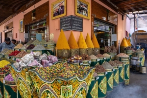 Marrakech: Bahia Palace, Secret Garden, Souk and Medina Tour