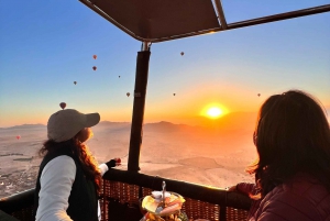 Marrakech: Voo de balão, café da manhã berbere e passeio de camelo