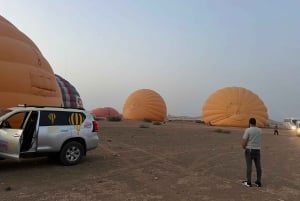 Marrakech: Volo in mongolfiera con colazione berbera e giro in cammello