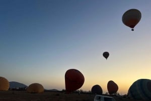 Marrakech: Volo in mongolfiera con colazione berbera e giro in cammello