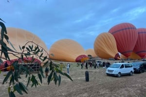 Marrakech: Volo in mongolfiera con colazione berbera e giro in cammello