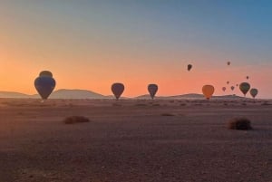 Marrakech: Volo in mongolfiera con colazione berbera e giro in cammello