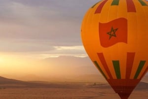 Marrakech: Volo in mongolfiera con colazione berbera e giro in cammello