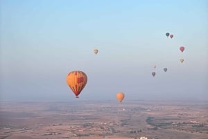 Marrakech: Volo in mongolfiera con colazione berbera e giro in cammello