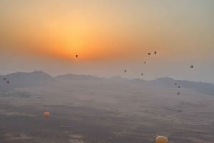 Marrakech: Volo in mongolfiera con colazione berbera e giro in cammello