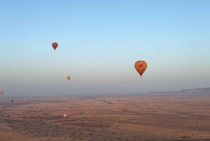 Marrakech: Ballongflygning Ballongflygning med berberfrukost och kamelridning