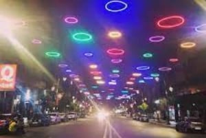 Marrakech by Night with Locals (La nuit à Marrakech avec les habitants)