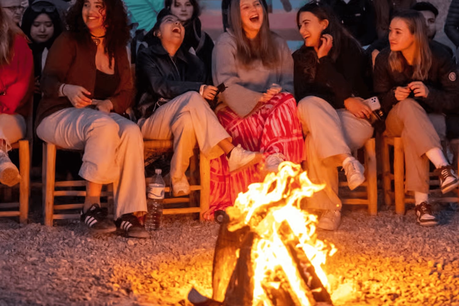 Marrakech: paseo en camello, cena, piscina y espectáculo de fuego en Agafay