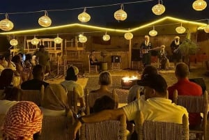 Marrakech: paseo en camello, cena, piscina y espectáculo de fuego en Agafay