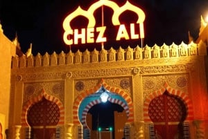 Marrakech: Spettacolo notturno Chez Ali Fantasia e cena marocchina