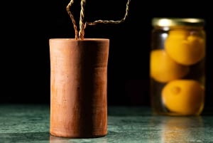 Marrakech: Degustación de cócteles, coctelería y tapas marroquíes.