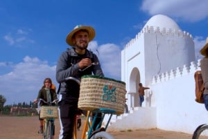 Marrakech: Cultural Bicycle Tour with Pastry and Tea