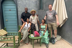 Marrakech: Dar El Bacha, Ben Youssef Madrasa och Medina-tur