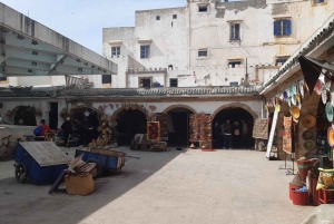 Marrakesch: Tagestour nach Essaouira & Medina & Alter Hafen