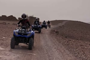 Marrakech Woestijn: Zwembad, Quadrijden, Zonsondergang Diner Vuurshow