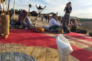Pustynia w Marrakeszu: Agafay Desert Sunset Dinner Show