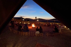 Marrakech woestijn: Agafay woestijn zonsondergang dinnershow