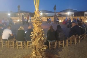 Deserto de Marrakech: Jantar-show no deserto de Agafay ao pôr do sol