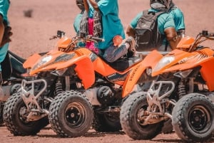 Marrakech Woestijn: Zwembad, Quadrijden, Zonsondergang Diner Vuurshow