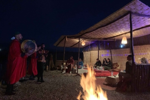 Depuis Marrakech : quad dans le désert, thé et dîner