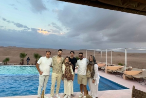 Marrakech: Ørkensafari med middag, shows, dans og pool