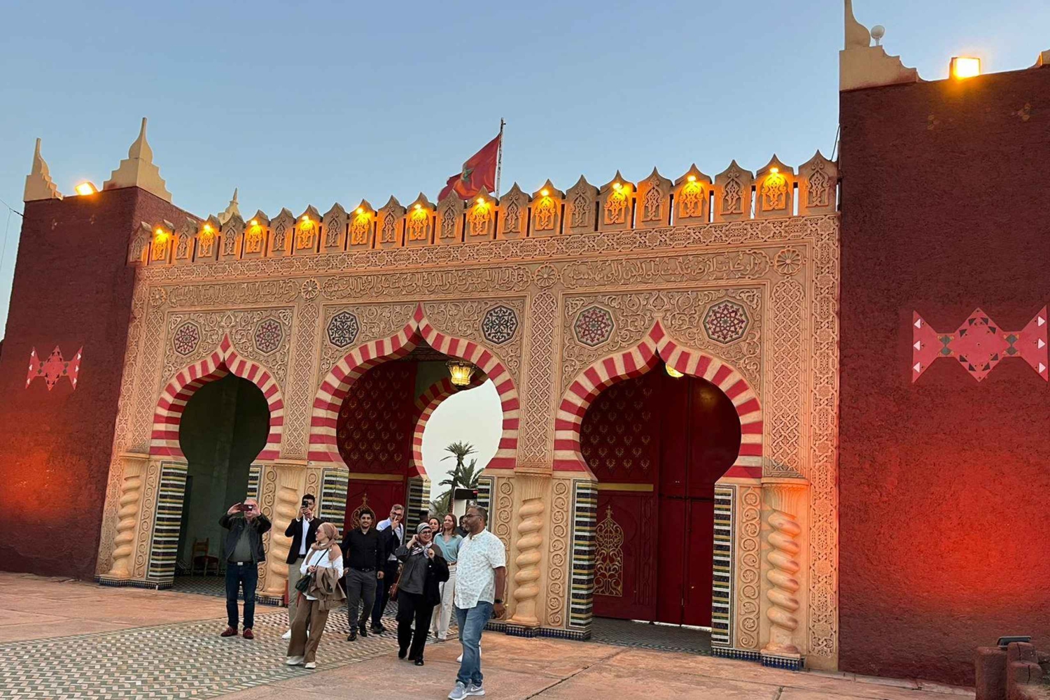 Marrakech : Dîner-spectacle et Fantasia chez Ali