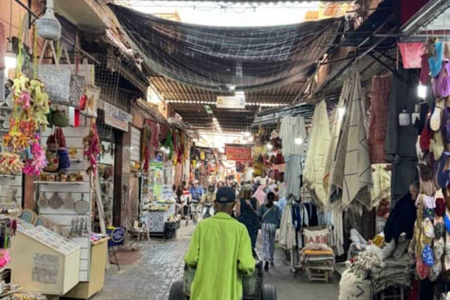 Marrakech: Discover the Souks and Medina with Licensed guide