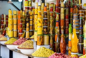 Marraquexe: Medersa Ben Youssef, Le Jardin Secret e passeio pelo souk