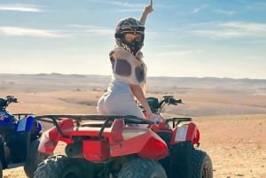 Marrakech: Explore o Deserto Agafay Camel&Quad com Jantar&Show