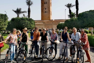 Marraquexe: Passeio de bicicleta guiado com um guia local