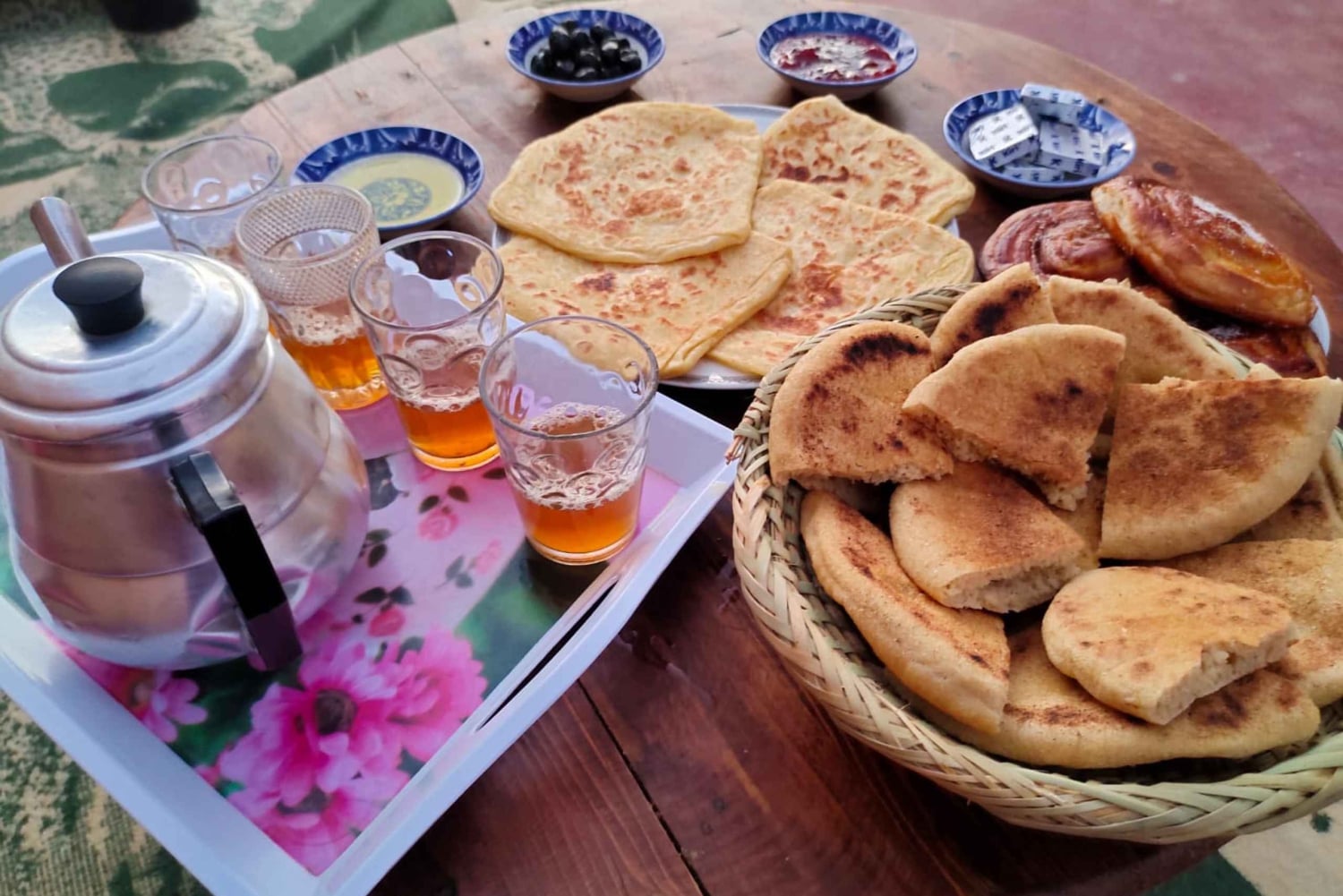 Marrakech: Guidad tur med fyrhjuling och kamelridning med te