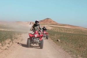 Marrakech: Meio dia de quadriciclo no deserto e passeio de dromedário
