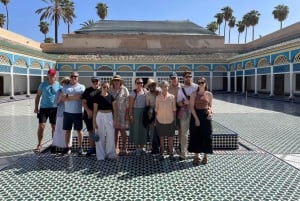 Marrakech : palais Bahia, madrasa Bn Yousef, visite du souk de la médina