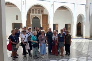 Marrakech : palais Bahia, madrasa Bn Yousef, visite du souk de la médina