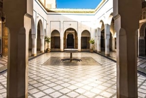 Marrakech : palais Bahia, madrasa Bn Yousef, visite du souk de la médina