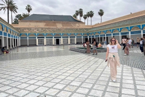 Marrakech : palais Bahia, madrasa Bn Yousef, visite du souk de la médina