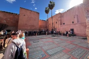 Marrakech Heritage: Saadian Tombs,Bahia Palace & Medina Tour