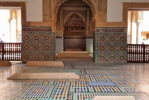 Marrakech Heritage: Saadian Tombs,Bahia Palace & Medina Tour