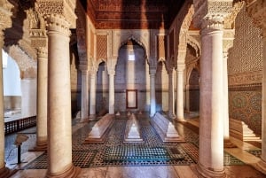 Marrakech Heritage: Saadian Tombs,Bahia Palace & Medina Tour