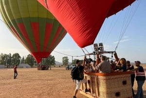 Ballongtur i Marrakech med marokkansk frokostbuffé