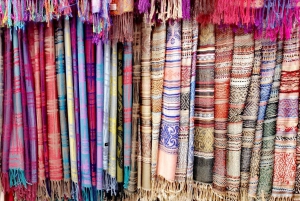 Marrakech Convidando você a fazer compras com um guia local