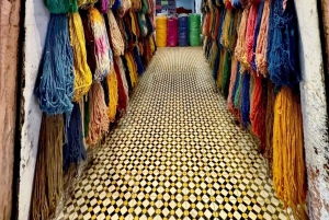 Marrakech Convidando você a fazer compras com um guia local