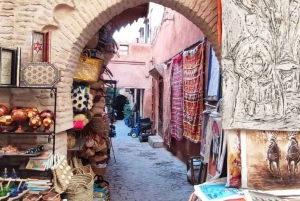Marrakech Convidando você a fazer compras com um guia local