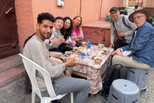 Marrakech: Provsmakning av lokal mat med en guide